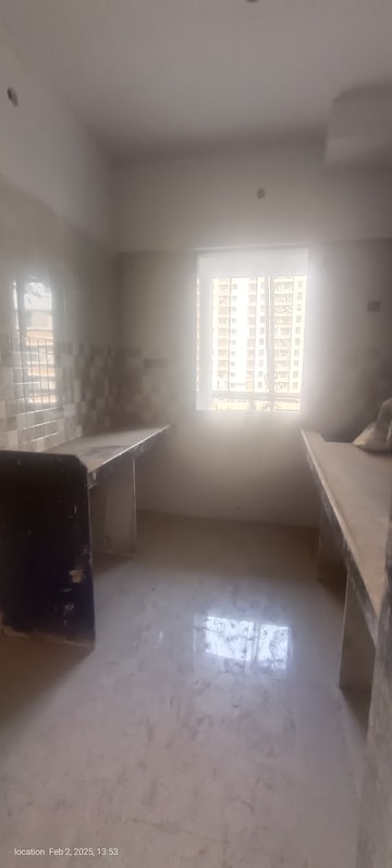 Room in 2 BHK Apartment at Vihang Valley Phase 3, Kasarvadavali – for Sale
