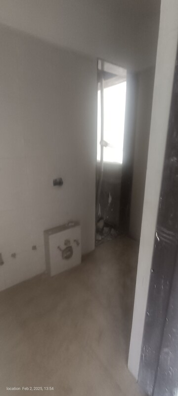 Bathroom in 2 BHK Apartment at Vihang Valley Phase 3, Kasarvadavali – for Sale