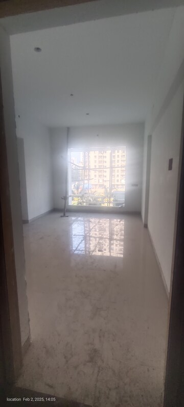 Room in 2 BHK Apartment at Vihang Valley Phase 3, Kasarvadavali – for Sale