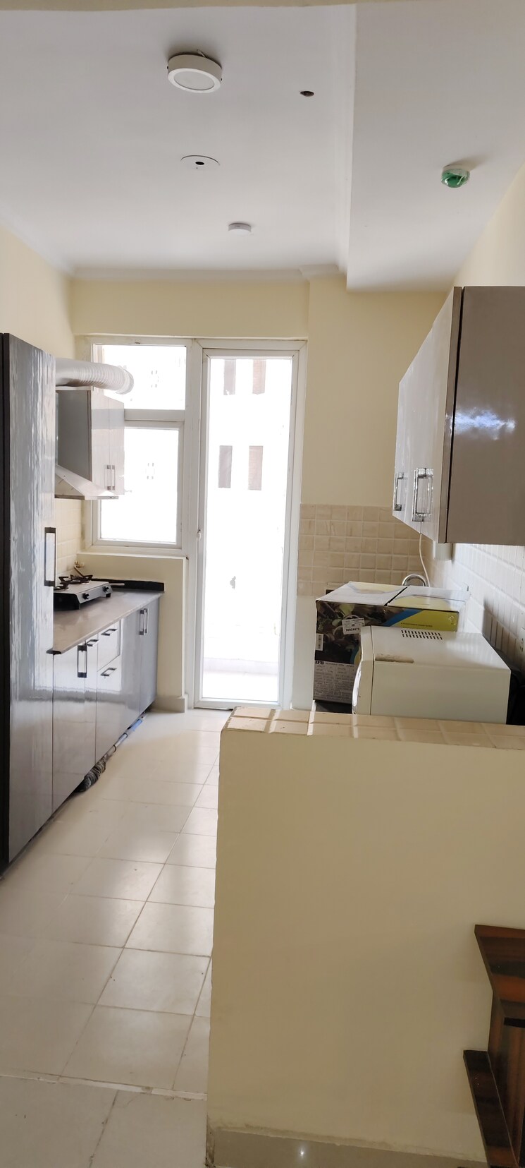 Living Room, supertech-cape-town 2 Bedroom 930 Sq.Ft. Apartment In Sector 74 Noida 8196073