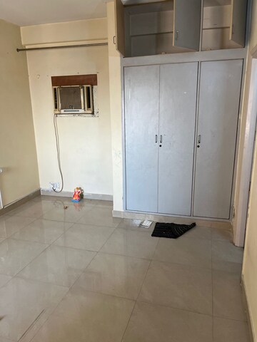 2 BHK Apartment For Rent in Unitech South City Heights Sector 41 Gurgaon  8196116