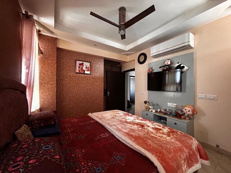 Bedroom, achievers-gardenia-floors 4 Bedroom 2650 Sq.Ft. Apartment In Sector 49 Faridabad 8196220