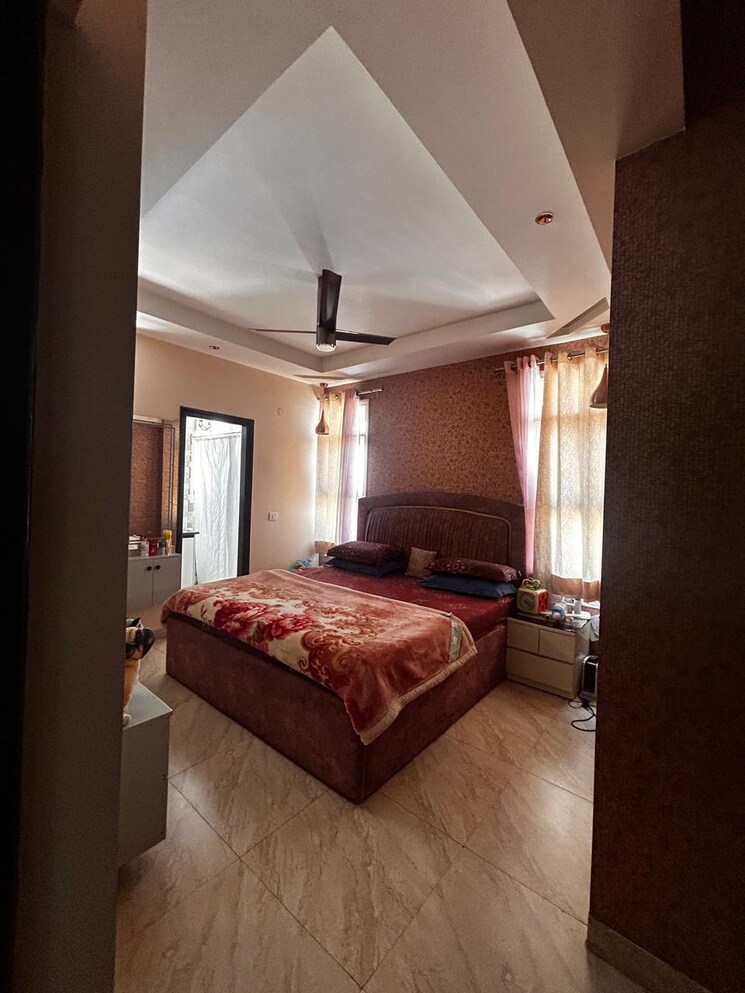 Bedroom, achievers-gardenia-floors 4 Bedroom 2650 Sq.Ft. Apartment In Sector 49 Faridabad 8196220