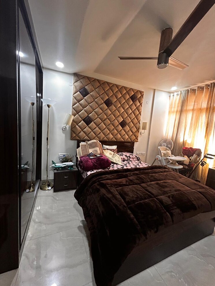 Bedroom, achievers-gardenia-floors 4 Bedroom 2650 Sq.Ft. Apartment In Sector 49 Faridabad 8196220