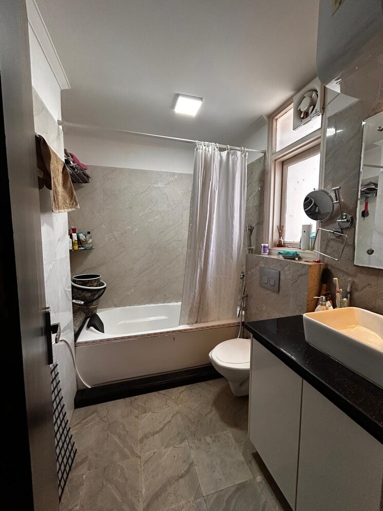 Bathroom, achievers-gardenia-floors 4 Bedroom 2650 Sq.Ft. Apartment In Sector 49 Faridabad 8196220