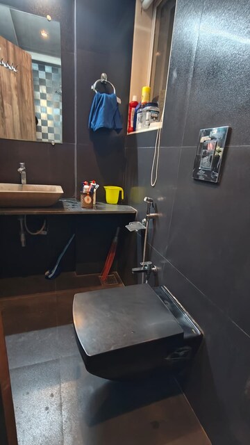 Bathroom in 2.5 BHK Apartment at Chembur – for Rent