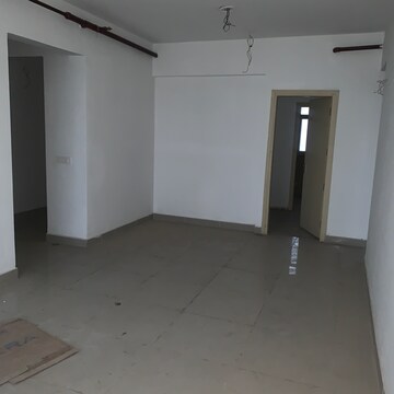 Room in 3 BHK Apartment at ILD Grand, Basai Enclave 1 – for Sale