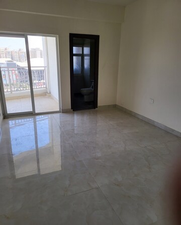 Attached Bathroom in 3 BHK Apartment at VVIP Mangal, Raj Nagar Extension – for Rent