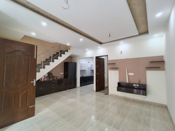 Living Room, vip road 3 Bedroom 1800 Sq.Ft. Independent House In Vip Road Zirakpur 8196340