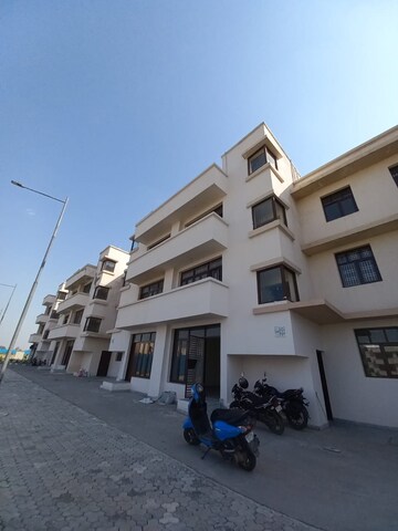 2 BHK Apartment For Rent in Wave Floors, Mahurali