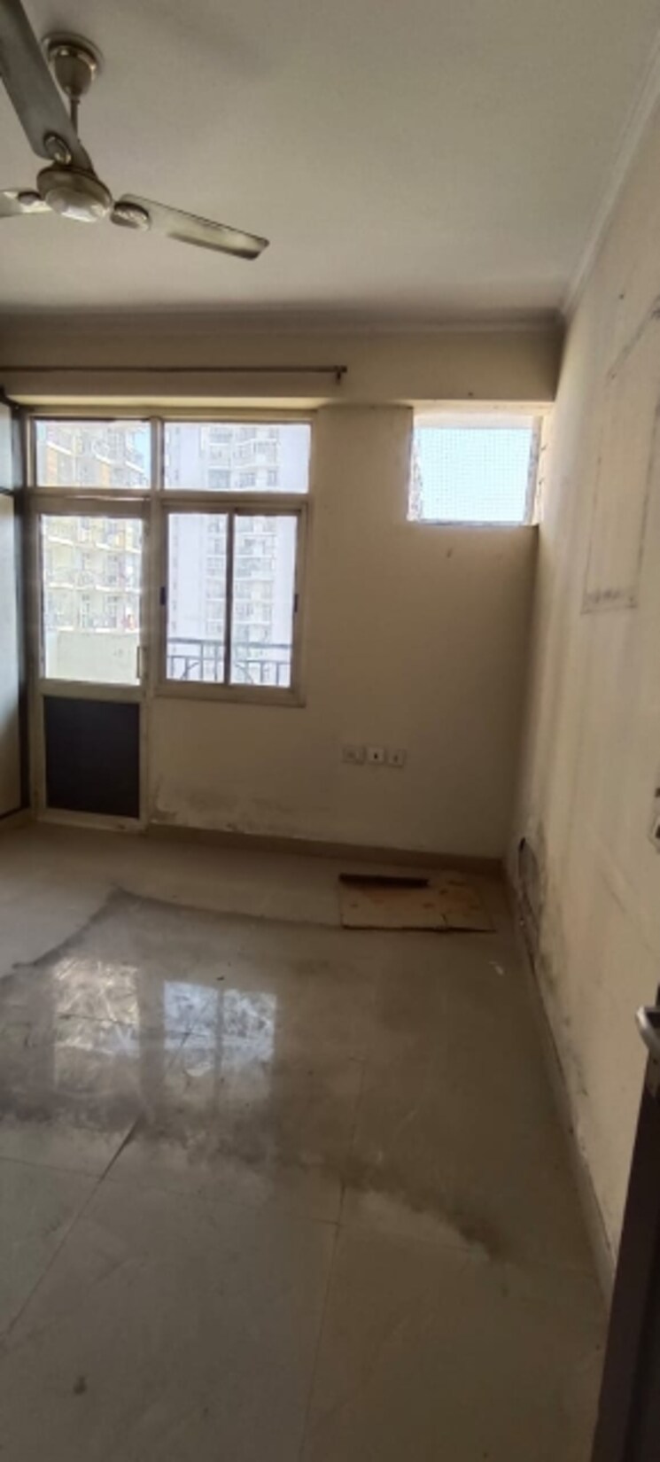 Room, dundahera 3 Bedroom 1675 Sq.Ft. Apartment In Dundahera Ghaziabad 8196351