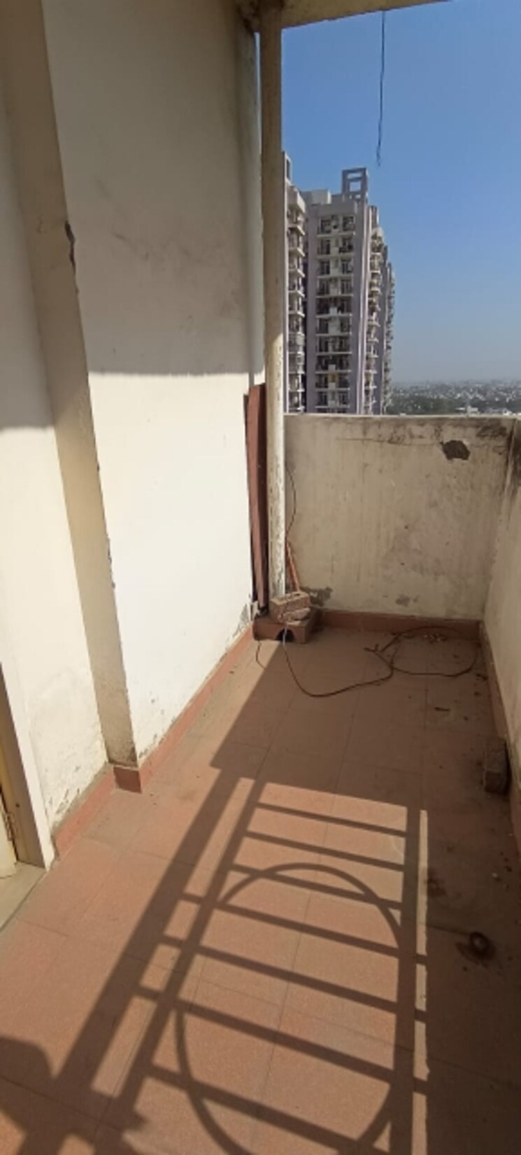 Balcony, dundahera 3 Bedroom 1675 Sq.Ft. Apartment In Dundahera Ghaziabad 8196351