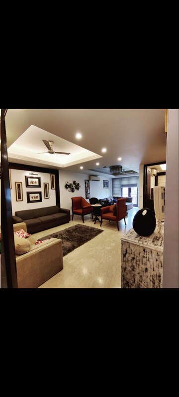 Bedroom in 3 BHK Builder Floor at East Of Kailash – for Rent