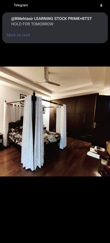 Living Room in 3 BHK Builder Floor at East Of Kailash – for Rent