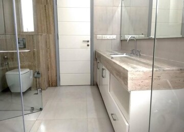 Bathroom in 3 BHK Apartment at Ireo Victory Valley, Sector 67 – for Rent