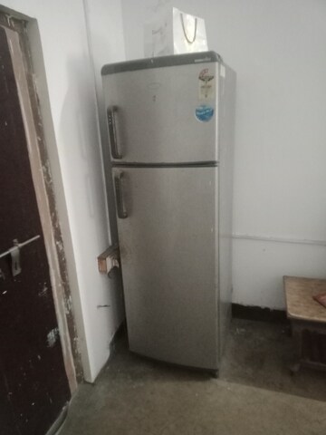 Furnished Amenities in 2 BHK Independent House at Aliganj – for Rent