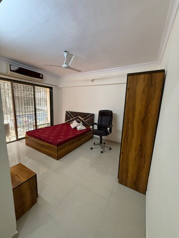 Bedroom in 2 BHK Apartment at Chembur – for Rent