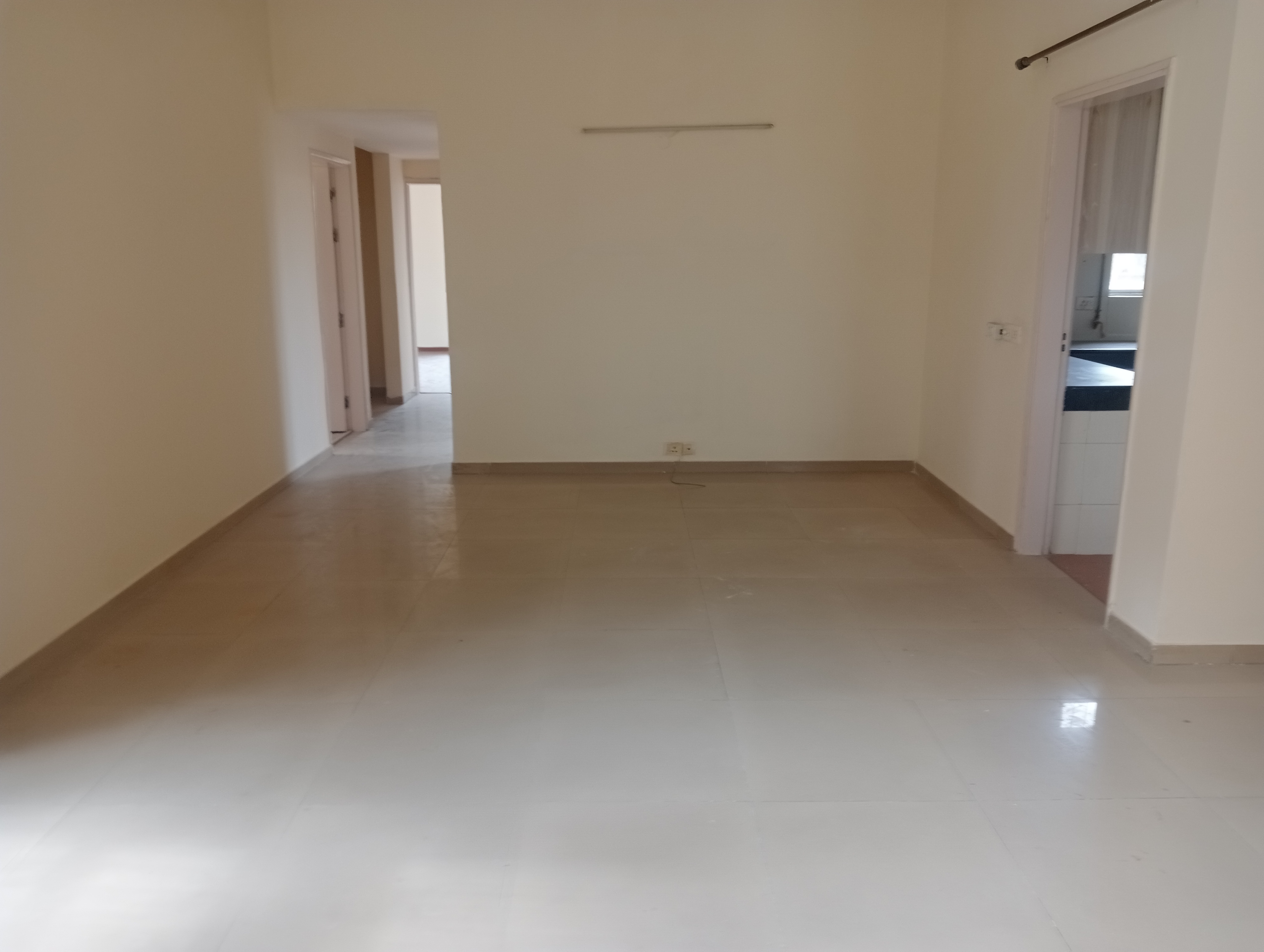 3 BHK 1945 Sq.Ft. Apartment in Parsvnath Green Ville