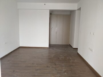 Room in 3 BHK Apartment at ATS Kocoon, Sector 109 – for Rent