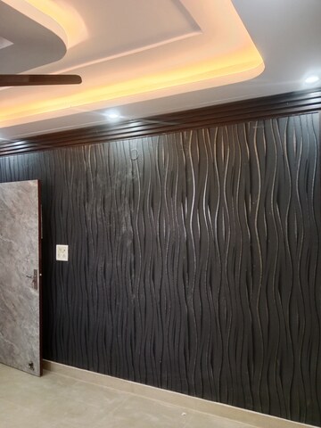 Master Bedroom in 2 BHK Builder Floor at Sector 73 – for Sale