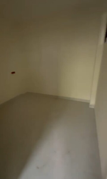 Room in 1 BHK Apartment at Khar West – for Rent