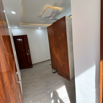 Room in 2 BHK Builder Floor at Malviya Nagar – for Sale