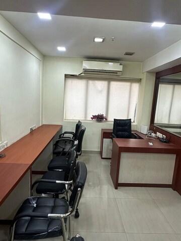  Office Space For Rent in Bbd Bag