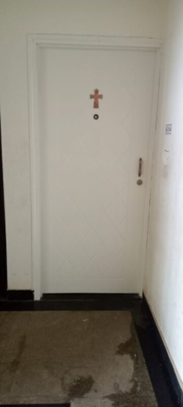 Room in 2 BHK Apartment at Karapur – for Rent