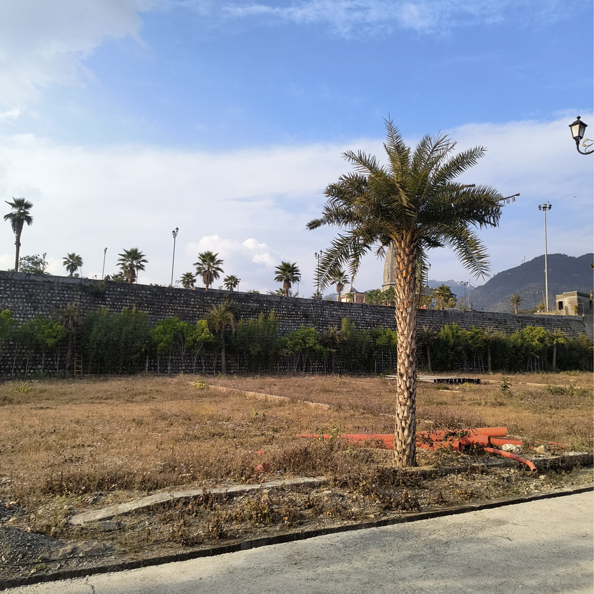 Plot For Sale in Mayfair Highland 