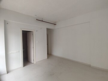 Room in 4 BHK Apartment at Pacifica Hillcrest Phase 1, Gachibowli – for Sale