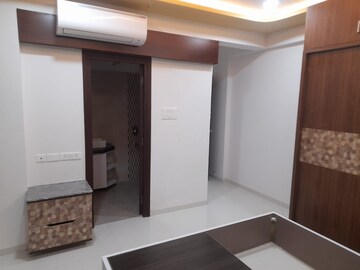 Room in 4 BHK Apartment at Pacifica Hillcrest Phase 1, Gachibowli – for Sale