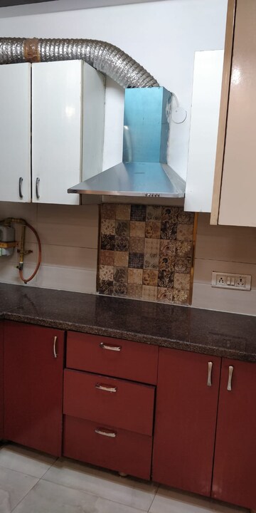 Kitchen in 2 BHK Builder Floor at Gyan Khand – for Rent