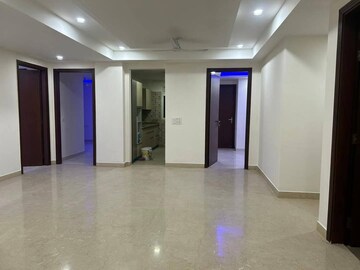 Room in 3 BHK Builder Floor at Saket – for Rent