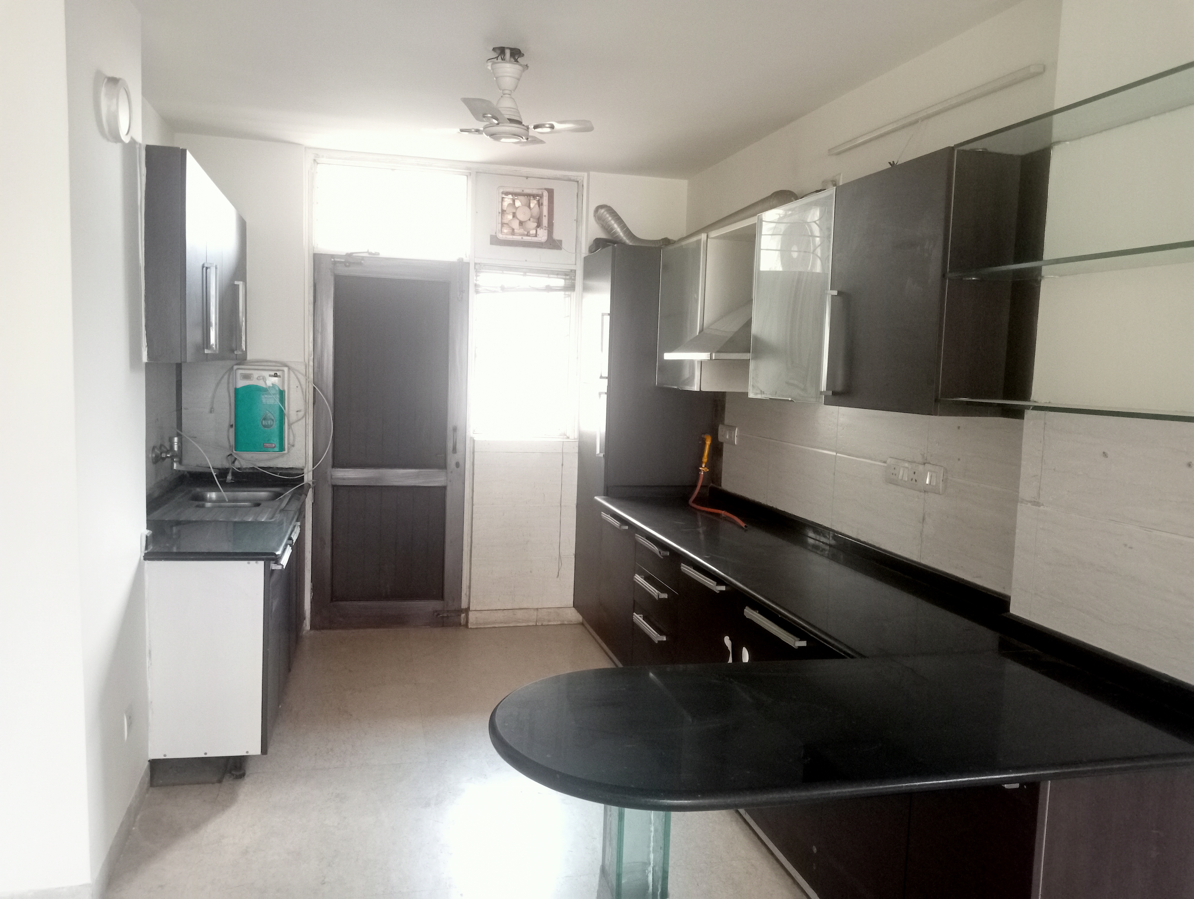 3 BHK + Servant Room Apartment For Sale in Parsvnath Green Ville