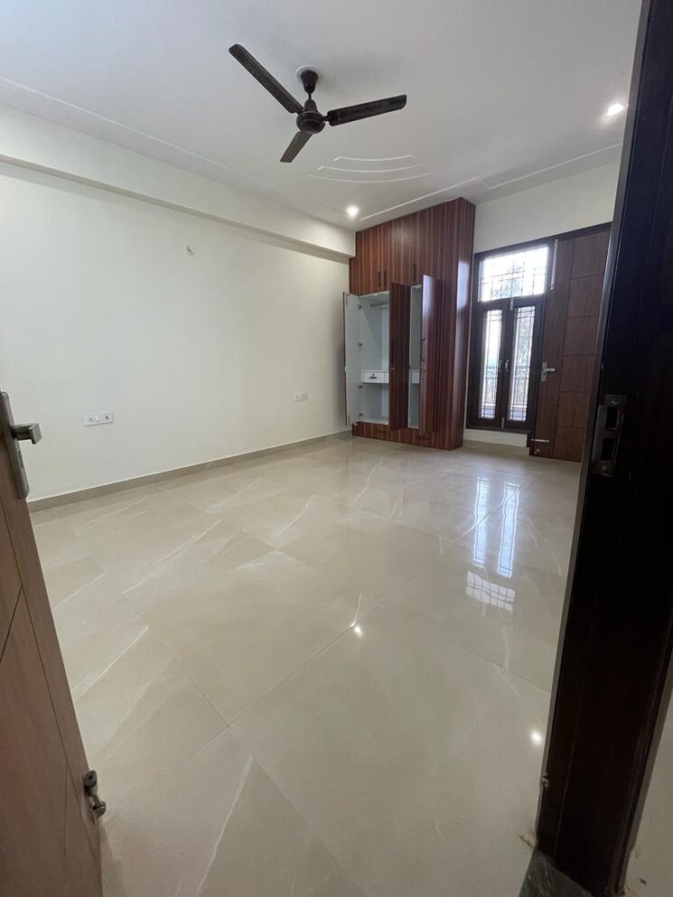 Room, sector 51 1 Bedroom 890 Sq.Ft. Builder Floor In Sector 51 Gurgaon 8196809