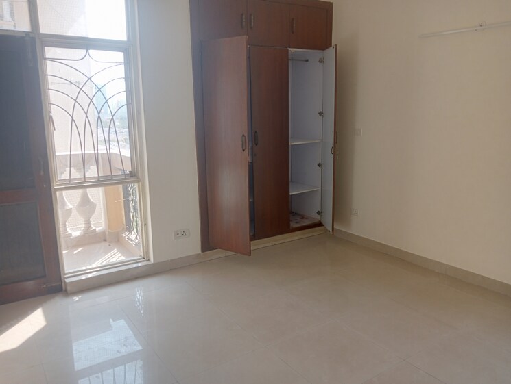 Room, parsvnath-green-ville 3 Bedroom 1665 Sq.Ft. Apartment In Sector 48 Gurgaon 8196829