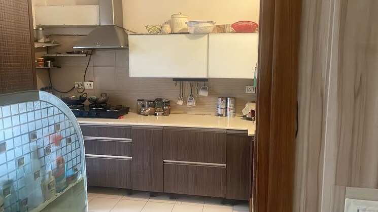 Kitchen, bptp-park-grandeura 4 Bedroom 1801 Sq.Ft. Apartment In Sector 82 Faridabad 8196841