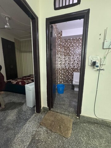 Living Room in 1 BHK Builder Floor at Sector 38 – for Rent