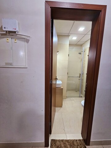 Bathroom in 2.5 BHK Builder Floor at Central Park 3 Flower Valley, Sohna Sector 33 – for Rent
