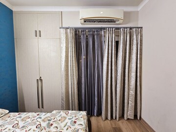 Bedroom in 2.5 BHK Builder Floor at Central Park 3 Flower Valley, Sohna Sector 33 – for Rent
