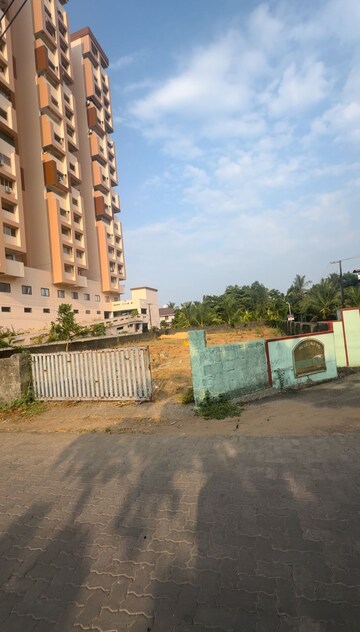 Plot Area in  Land at Kakkanad – for Sale