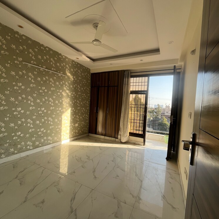 Balcony, chattarpur 4 Bedroom 1800 Sq.Ft. Builder Floor In Chattarpur Delhi 8197139