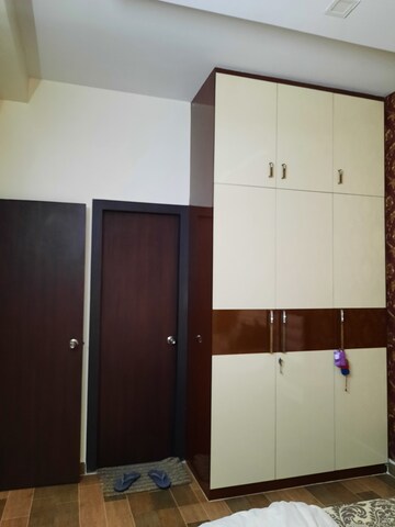 Furnished Amenities in 2 BHK Apartment at Mahagun Mywoods, Sector 16c Greater Noida – for Rent