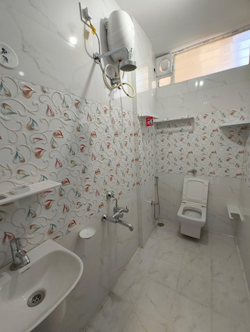 Bathroom in 3 BHK Apartment at Redwoods CHS, Mulund West – for Rent