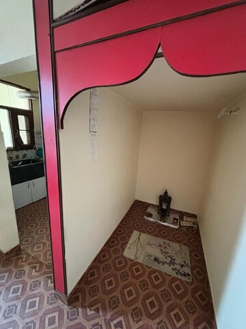 Team Area in 3 BHK Apartment at Redwoods CHS, Mulund West – for Rent