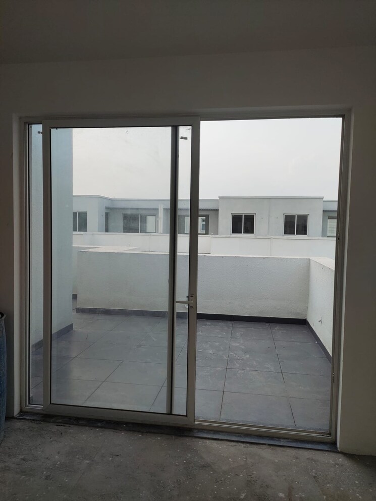 Room, godrej-golf-links-crest 3 Bedroom 2800 Sq.Ft. Villa In Sector 27 Yamuna Expressway Greater Noida 8197229