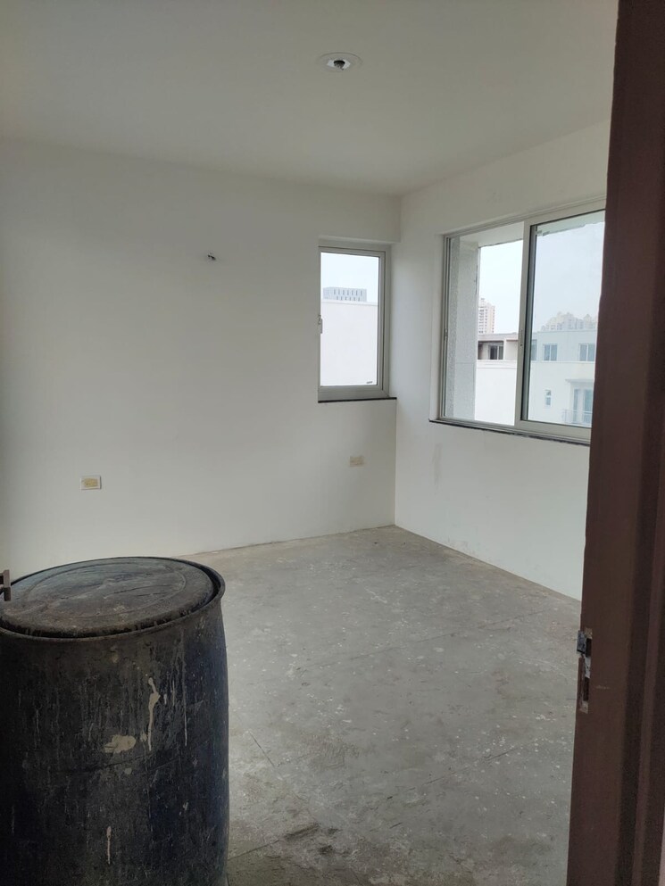 Room, godrej-golf-links-crest 3 Bedroom 2800 Sq.Ft. Villa In Sector 27 Yamuna Expressway Greater Noida 8197229