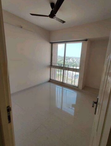 Bedroom in 2 BHK Apartment at Vijay Orovia, Ghodbunder Road – for Rent