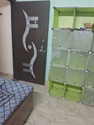 Furnished Amenities in 1 BHK Builder Floor at Rohini Sector 6 – for Rent