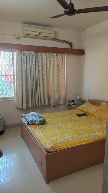 Bedroom in 2 BHK Apartment at Skyline Villa, Powai – for Rent